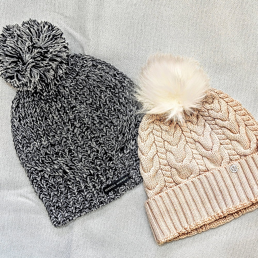 lululemon athletica Pom Beanie Set in Black and Cream